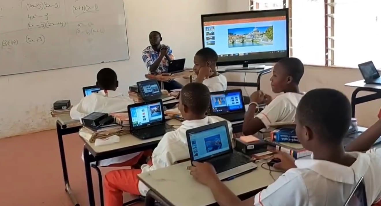 ICT on Wheels: Northern College of Science and Technology Uses Roving Van to Teach Schools in Yendi Environs